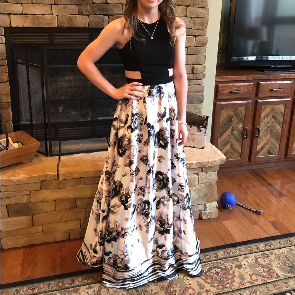 Gorgeous Floral Prom Dress
